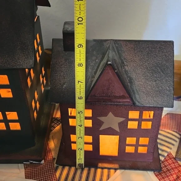 Primitive Village House Accent Set - Picture 3 of 8